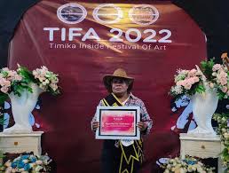 Indonesia Timur Mengirimkan Beberapa Model Papua Plus Size ke Bali Festival